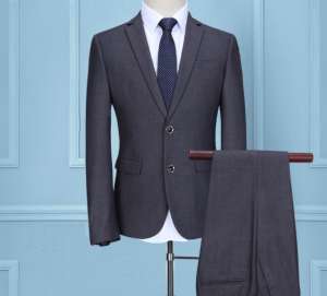 定制維修工作服時(shí)，如何通過顏色區(qū)分工種或崗位？